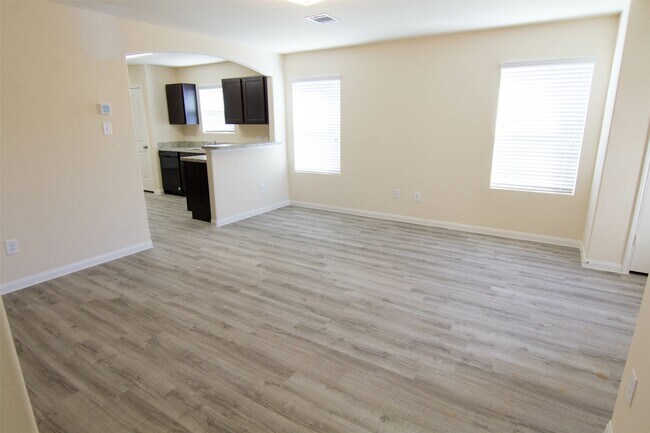 Building Photo - 8706 J C Oaks Cir