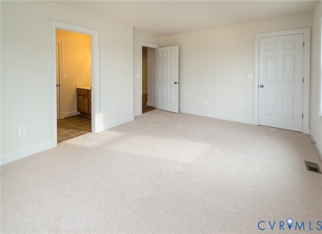 Building Photo - 5411 Hickory Ann Dr