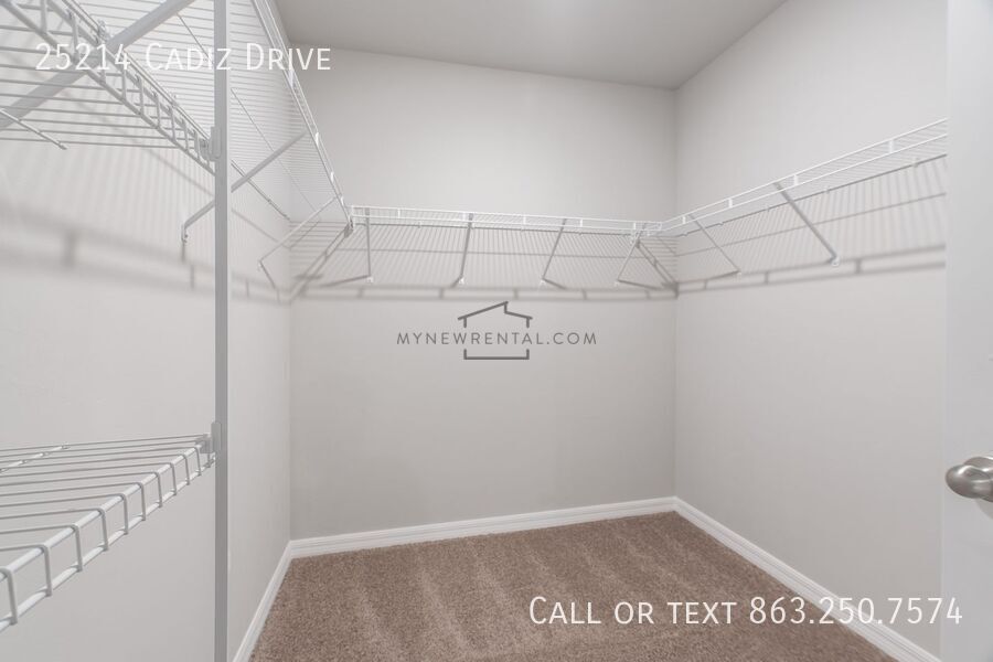 Building Photo - 25214 Cadiz Dr