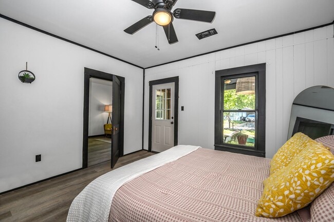 Building Photo - Three Bedroom Rental