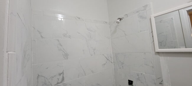 Building Photo - 540 Myrtle Ave