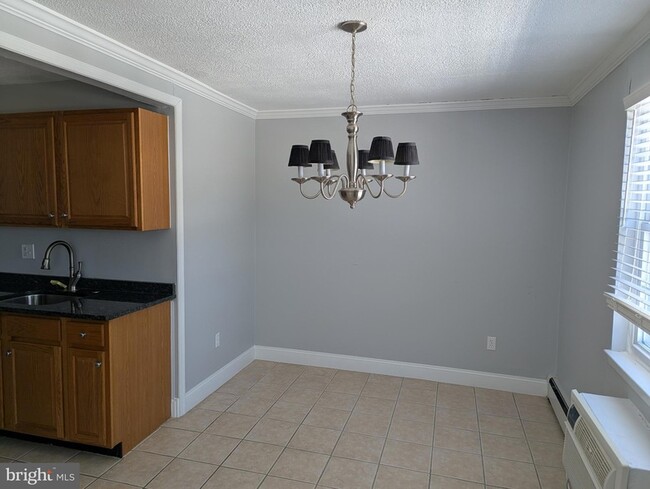 Building Photo - 250 Ridge Pike