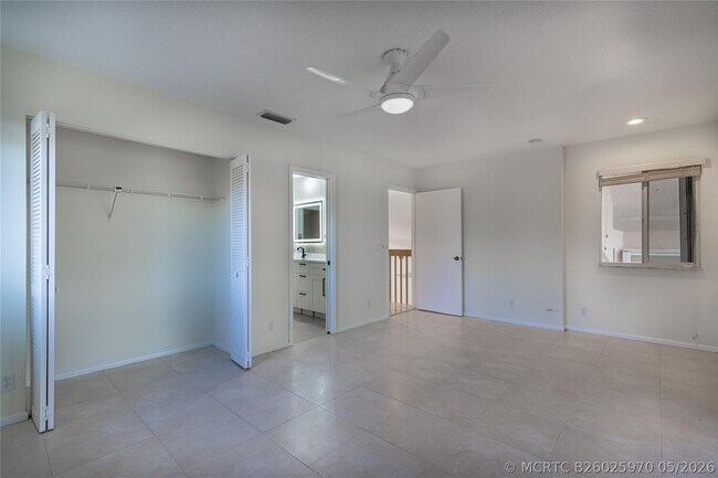 Building Photo - 9901 NW 48th Ct