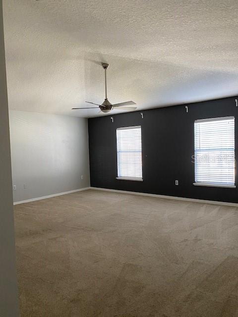 Building Photo - 10524 Laxton St