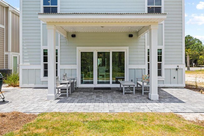 Building Photo - 25 Sugar Sands Dr