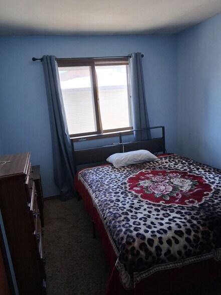 Building Photo - 1733 Maricopa Dr