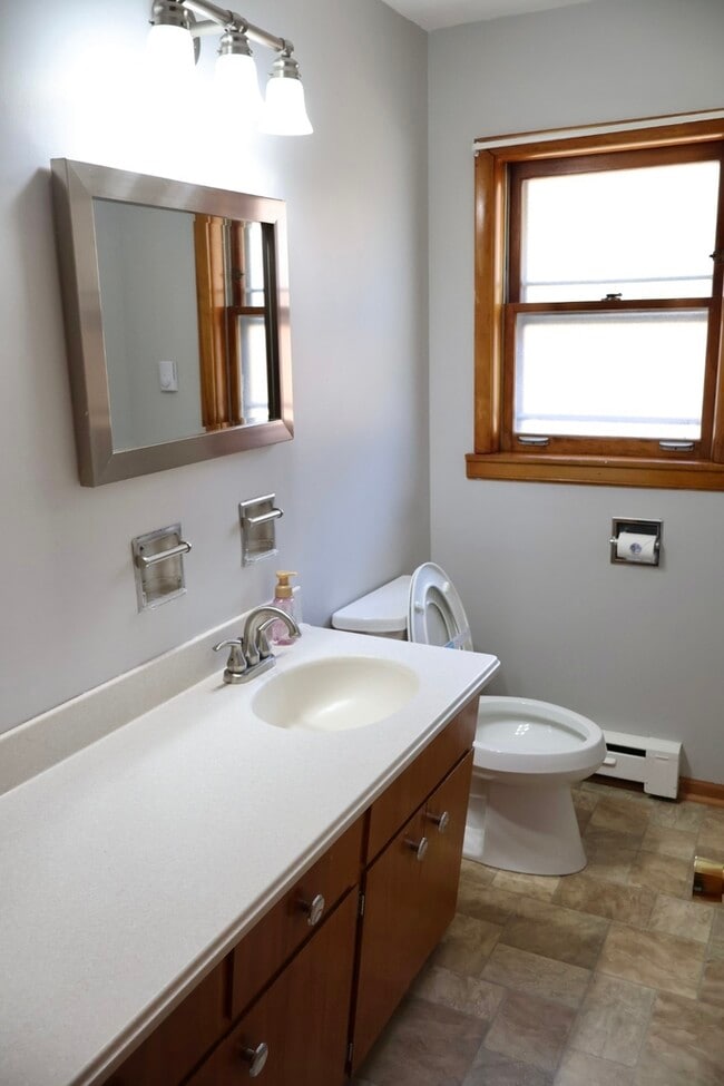 Building Photo - 9721 S Albany Ave