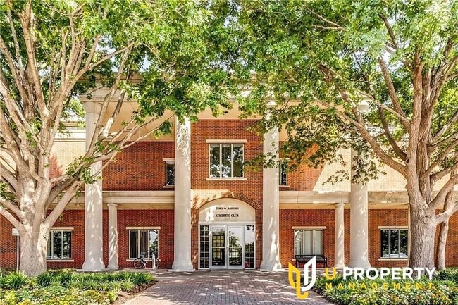 Building Photo - Great location, nice community! Make it yo...
