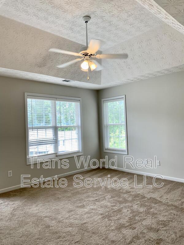 Building Photo - 4442 Keenly Valley Dr NE