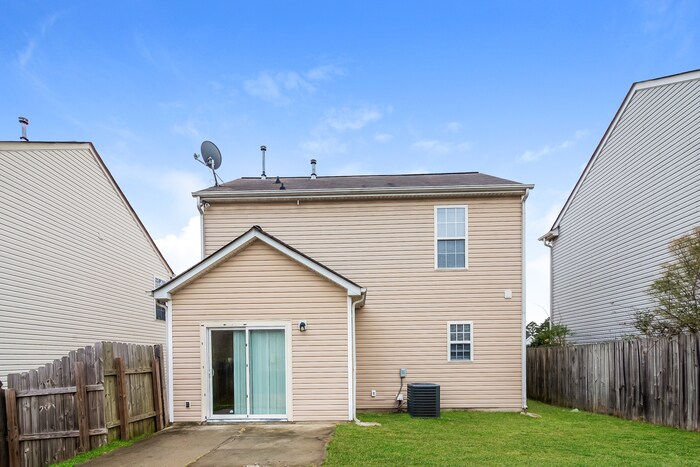 Building Photo - 1227 Joannas Ct