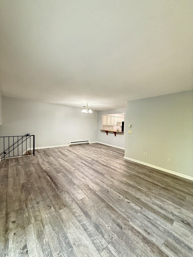 Building Photo - 133 Queens Rd