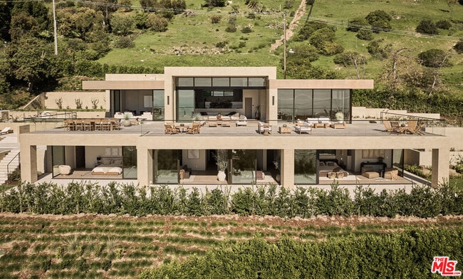 Building Photo - 30010 Andromeda Ln