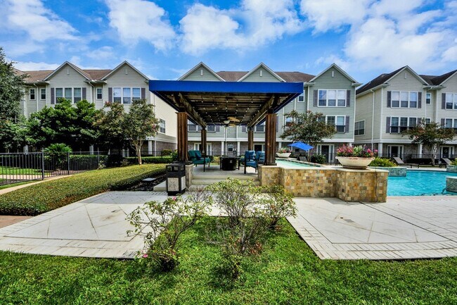 Building Photo - 3001 Murworth Dr