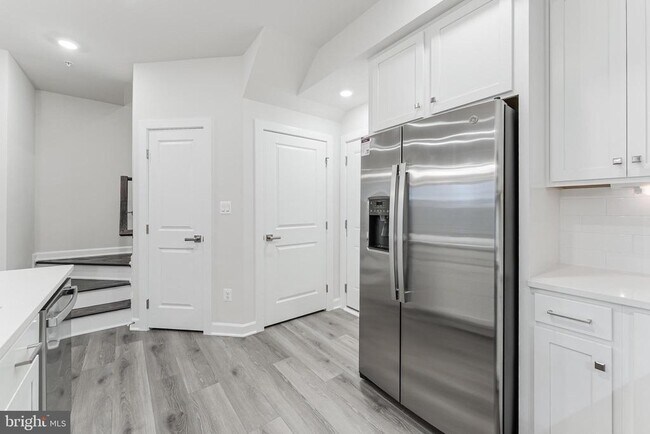 Building Photo - 21815 Express Ter