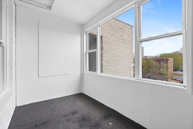Building Photo - 3751 N Clifton Ave
