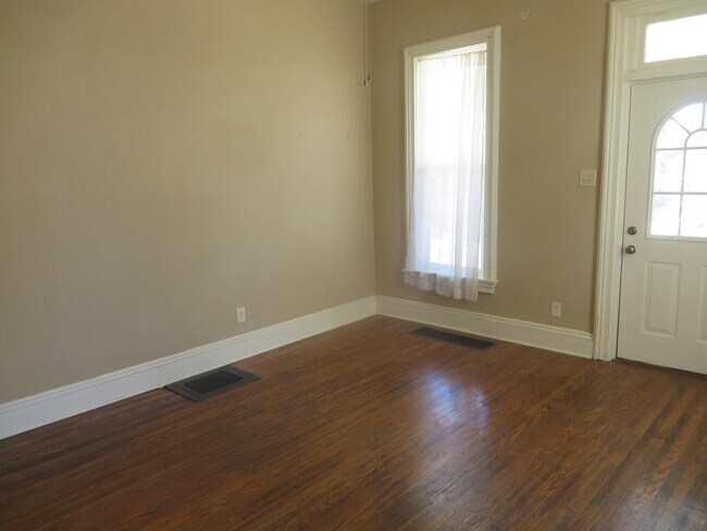 Building Photo - 1219 Fulton St