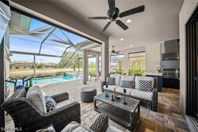 Building Photo - 9361 Terresina Dr