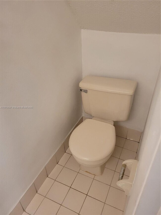 Building Photo - 5942 W 26th Ave