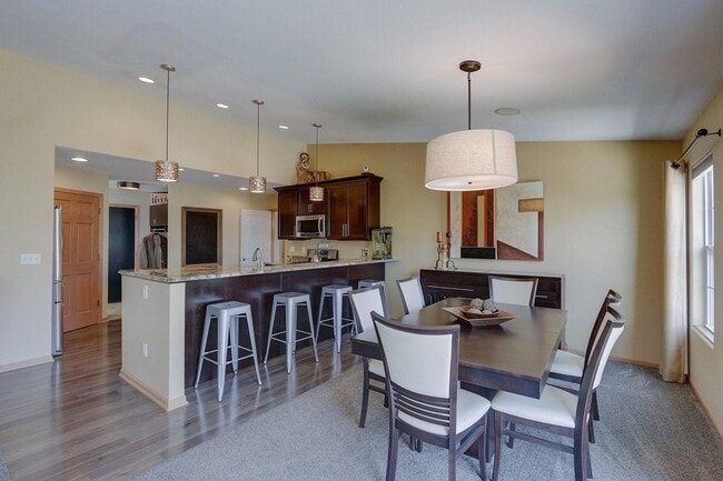 Building Photo - Beautiful 3-Bedroom, 2-Bath Ranch Home for...