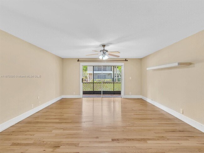 Building Photo - 612 Gardens Dr