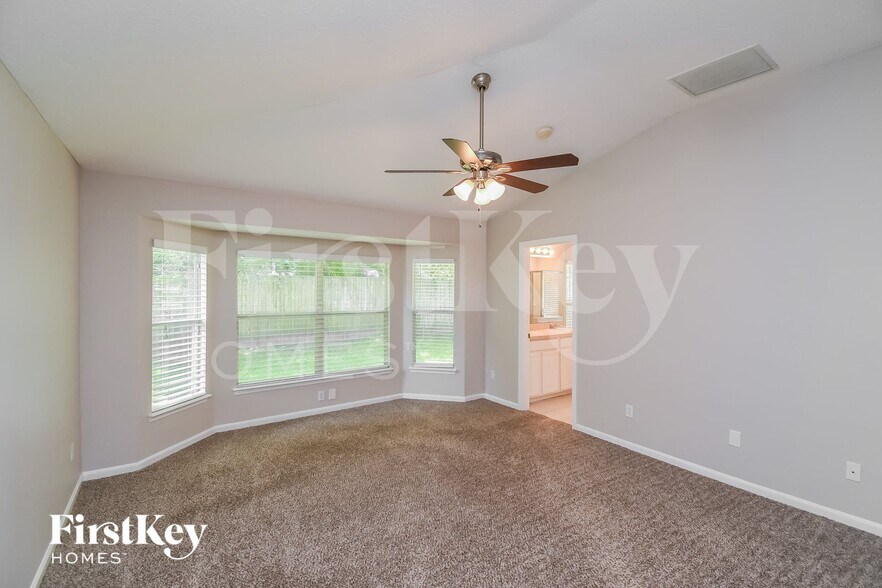 Building Photo - 2309 Aberford Ct