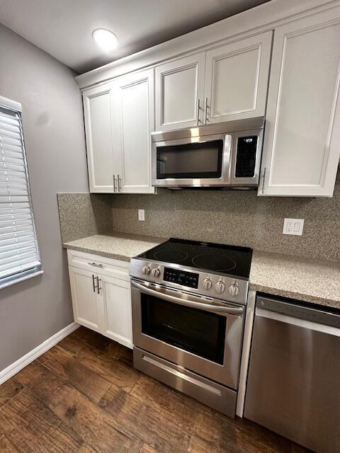 Building Photo - 21820 Cypress Cir