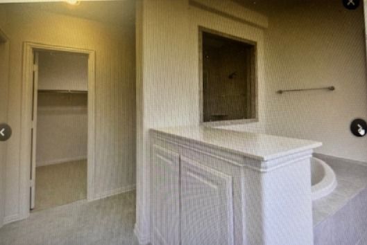 Building Photo - 18122 Glenlyon Dr