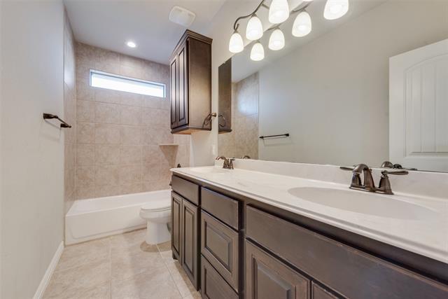 Building Photo - 417 Sagebrush Ln