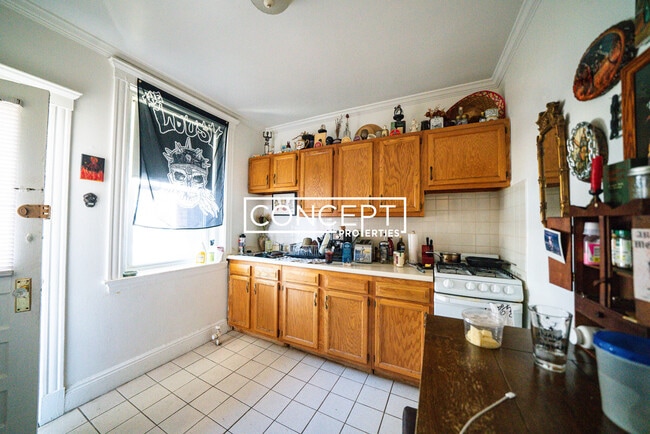 Building Photo - 58 Selkirk Rd