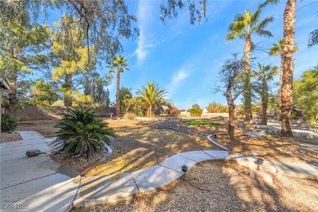 Building Photo - 1256 Sonatina Dr