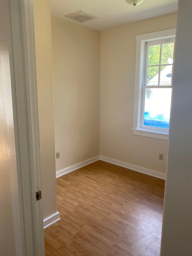 Building Photo - Beautiful 2/1 Cottage in Bay St. Louis, MS