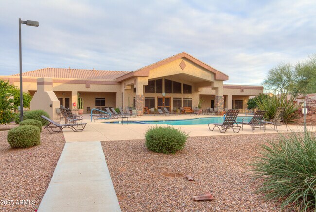 Building Photo - 1441 N Desert Willow St