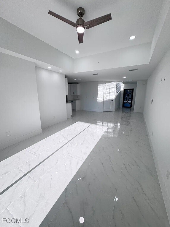 Building Photo - 15 Louisiana Rd