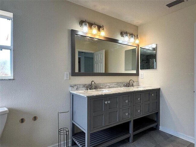 Building Photo - 7232 Seedpod Loop