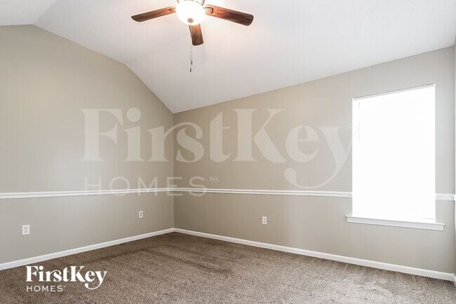 Building Photo - 234 Oxford Dr