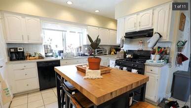 Building Photo - Spacious 4 Bed / 2 Bath in Brighton – In-Unit Laundry – Pet Friendly – 9/1 Move-In