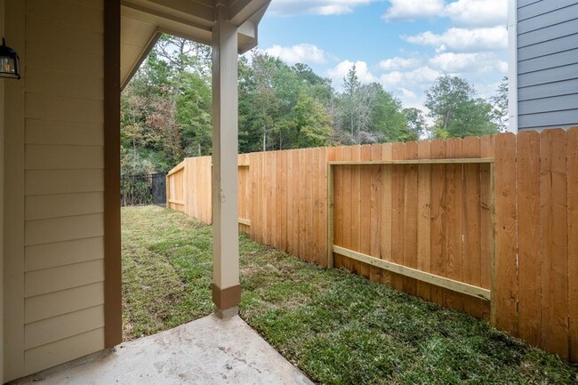 Building Photo - 533 Longleaf Pine Dr