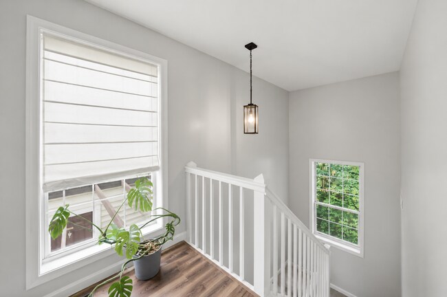 Building Photo - 10118 Oakton Terrace Rd
