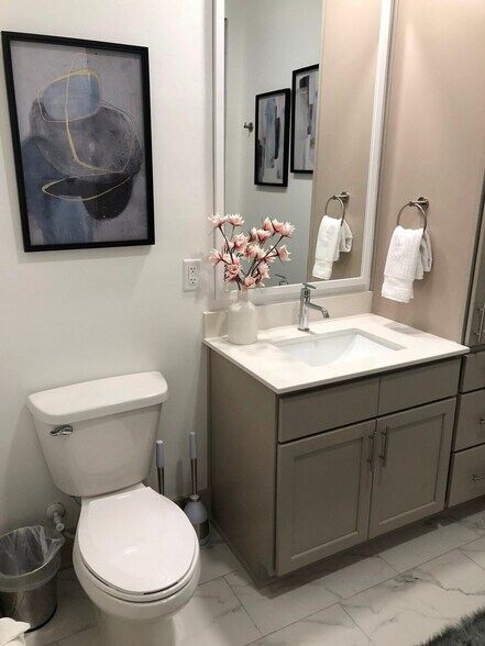 Building Photo - 13154 Ballantyne Corporate Pl