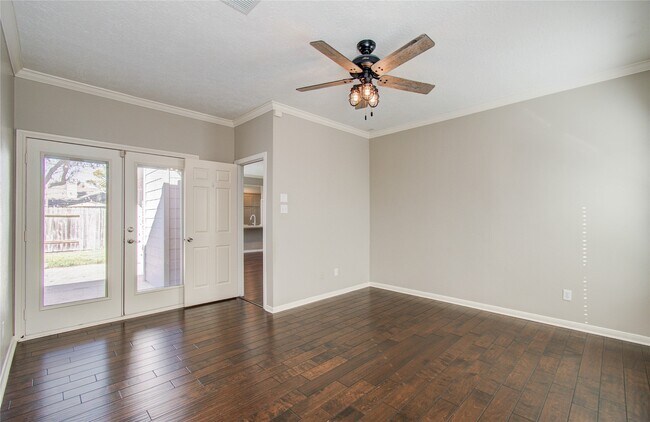 Building Photo - 14806 Flowerwood Dr