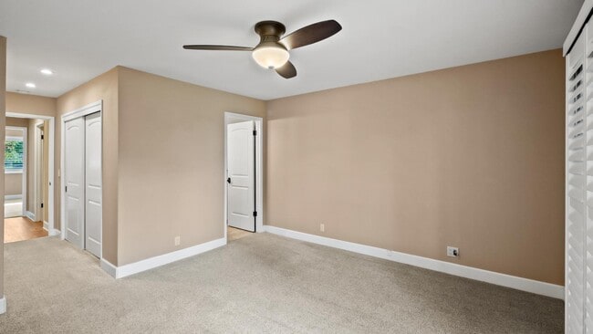 Building Photo - 156 Vineyard Cir