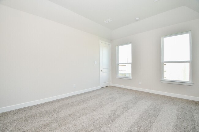Building Photo - 8710 Riverton Rdg Rd