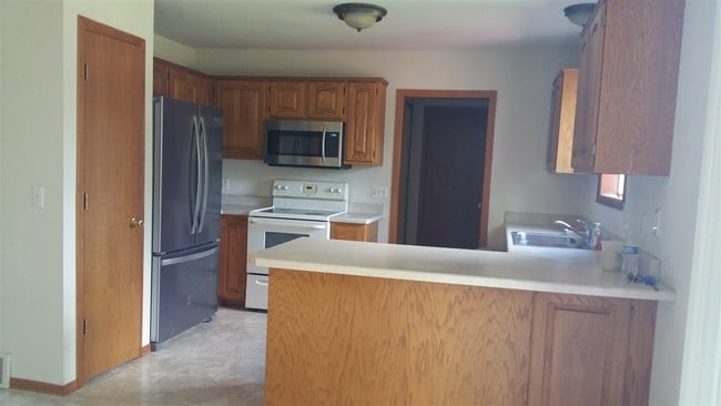 Building Photo - 603 Sunnybrook Dr