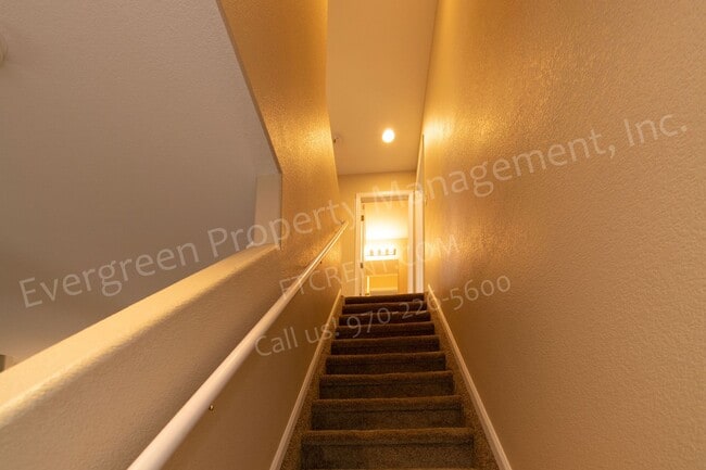 Building Photo - 6714 Autumn Ridge Dr
