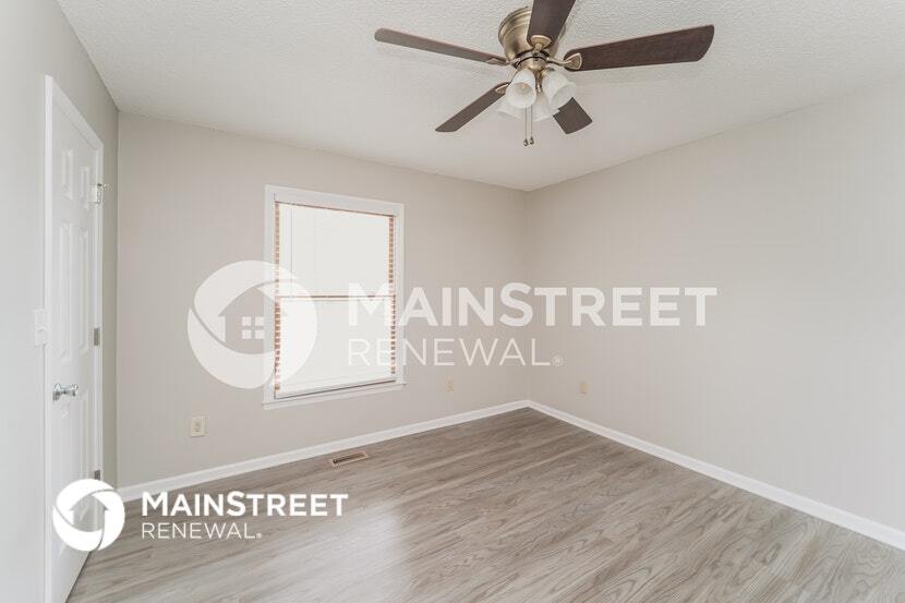 Building Photo - 1111 Woodhaven Dr