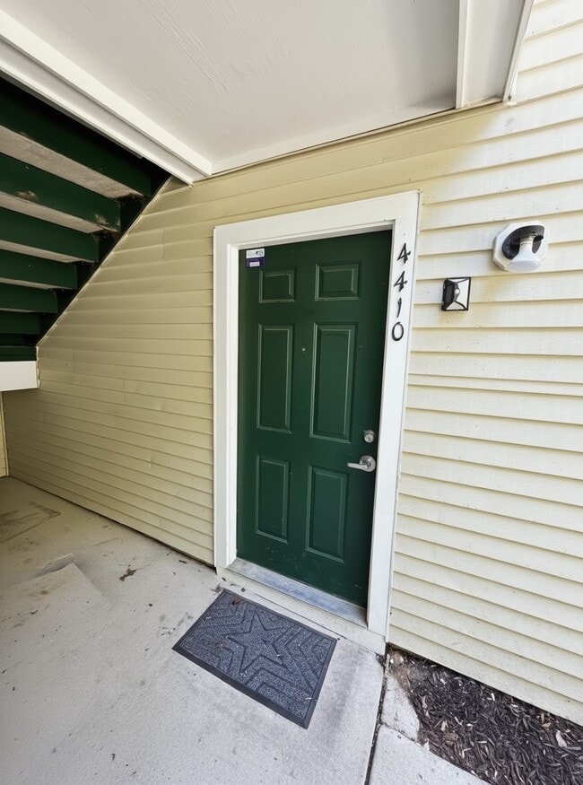 Building Photo - 4410 Lord Loudoun Ct
