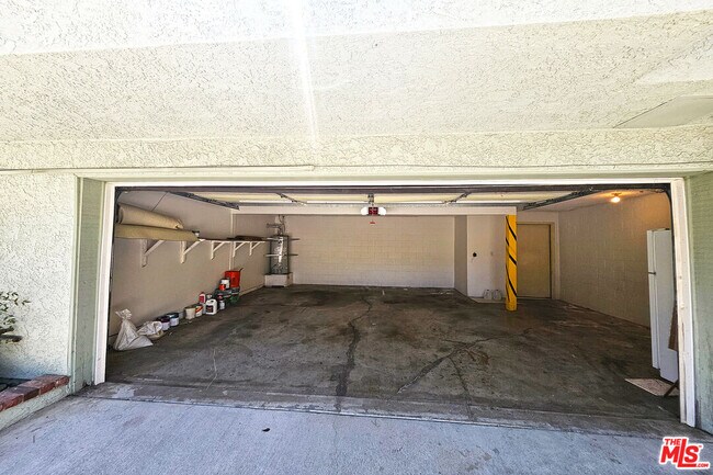 Building Photo - 1454 E Orange Grove Blvd