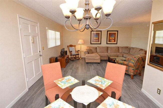 Building Photo - 12760 Indian Rocks Rd