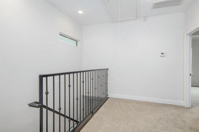 Building Photo - 1508 Johnson St