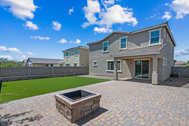 Building Photo - 23043 E Rosa Rd